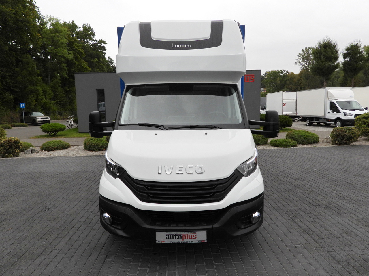 IVECO DAILY 35S18 TARPAULIN LIFT 8 PALLETS WEBASTO CRUISE CONTROL LED LIGHTS AIR CONDITIONING 180HP - Transportbil med kapell: bild 5 IVECO DAILY 35S18 TARPAULIN LIFT 8 PALLETS WEBASTO CRUISE CONTROL LED LIGHTS AIR CONDITIONING 180HP - Transportbil med kapell: bild 5