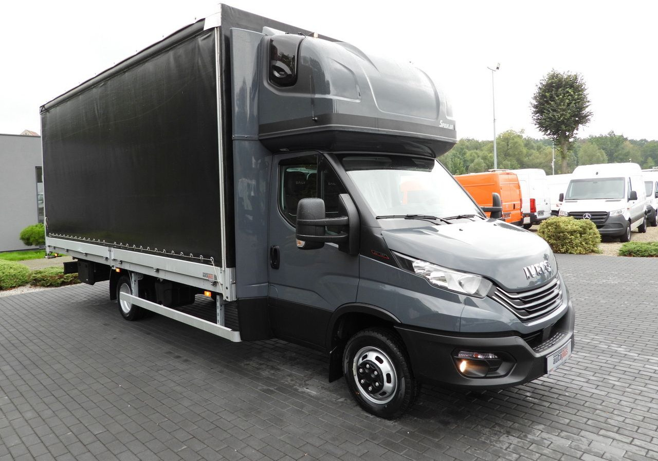 IVECO DAILY 50C18 TARPAULIN 14 PALLETS WEBASTO CRUISE CONTROL PNEUMATICS TWIN WHEELS AIR CONDITIONING 180HP - Transportbil med kapell: bild 4 IVECO DAILY 50C18 TARPAULIN 14 PALLETS WEBASTO CRUISE CONTROL PNEUMATICS TWIN WHEELS AIR CONDITIONING 180HP - Transportbil med kapell: bild 4