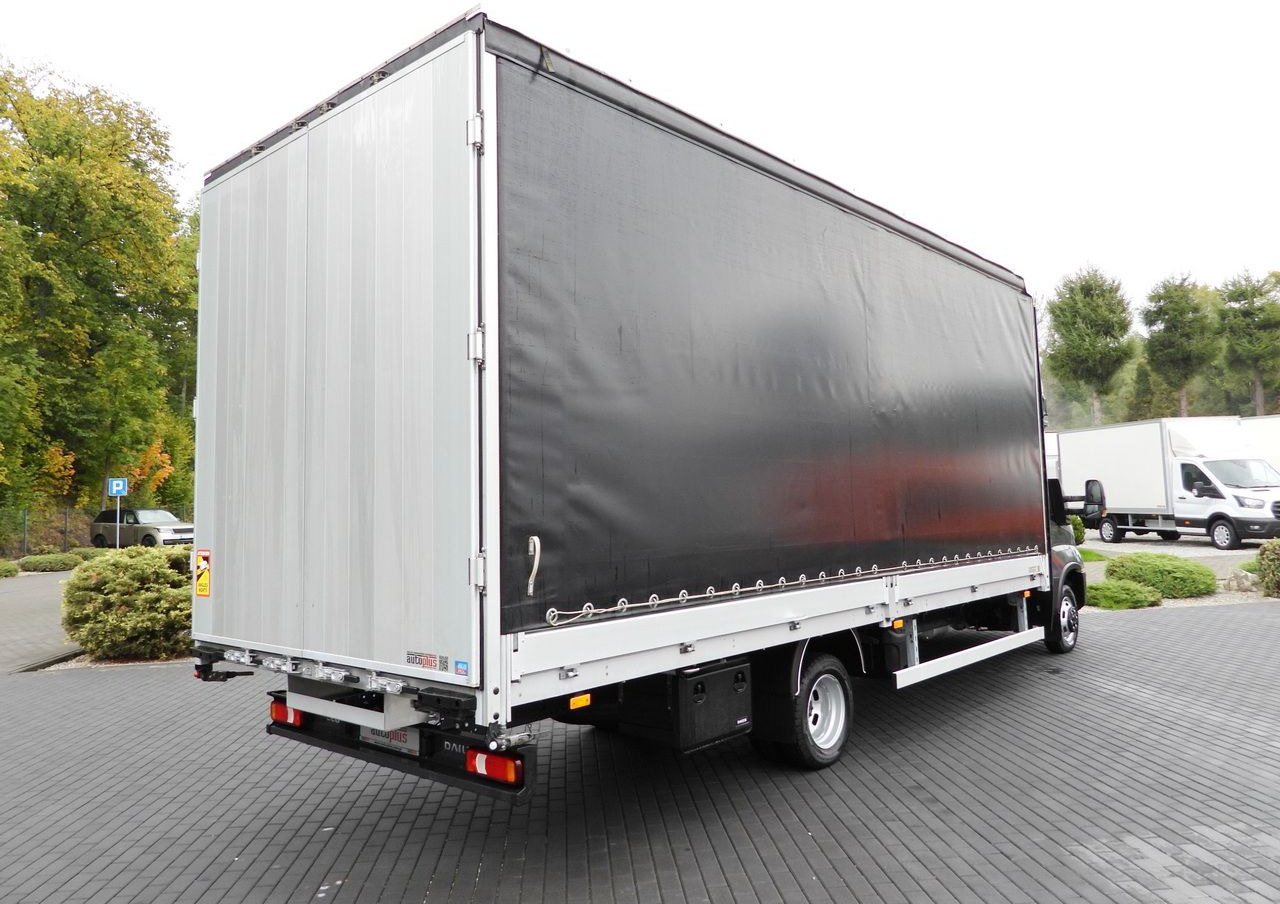 IVECO DAILY 50C18 TARPAULIN 14 PALLETS WEBASTO CRUISE CONTROL PNEUMATICS TWIN WHEELS AIR CONDITIONING 180HP - Transportbil med kapell: bild 3 IVECO DAILY 50C18 TARPAULIN 14 PALLETS WEBASTO CRUISE CONTROL PNEUMATICS TWIN WHEELS AIR CONDITIONING 180HP - Transportbil med kapell: bild 3
