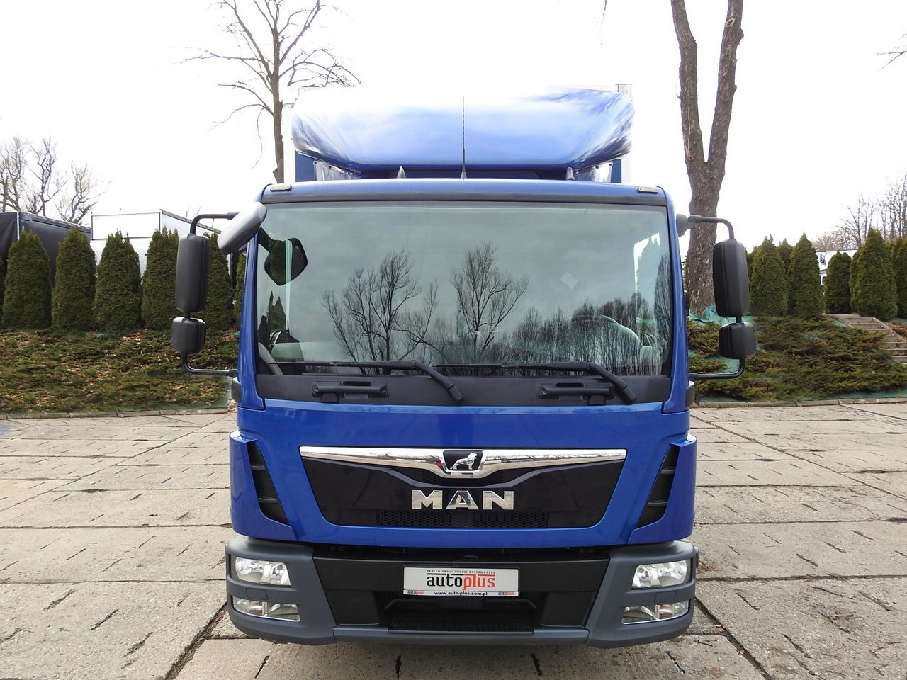 MAN TGL 12.220 BOX LIFT 18 PALLETS CRUISE CONTROLAIR CONDITIONING PNEUMATICS AUTOMATIC TWIN WHEELS 220HP - Volymskåp: bild 5 MAN TGL 12.220 BOX LIFT 18 PALLETS CRUISE CONTROLAIR CONDITIONING PNEUMATICS AUTOMATIC TWIN WHEELS 220HP - Volymskåp: bild 5