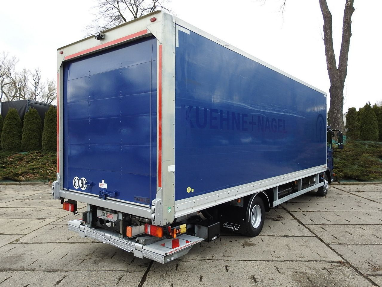 MAN TGL 12.220 BOX LIFT 18 PALLETS CRUISE CONTROLAIR CONDITIONING PNEUMATICS AUTOMATIC TWIN WHEELS 220HP - Volymskåp: bild 3 MAN TGL 12.220 BOX LIFT 18 PALLETS CRUISE CONTROLAIR CONDITIONING PNEUMATICS AUTOMATIC TWIN WHEELS 220HP - Volymskåp: bild 3