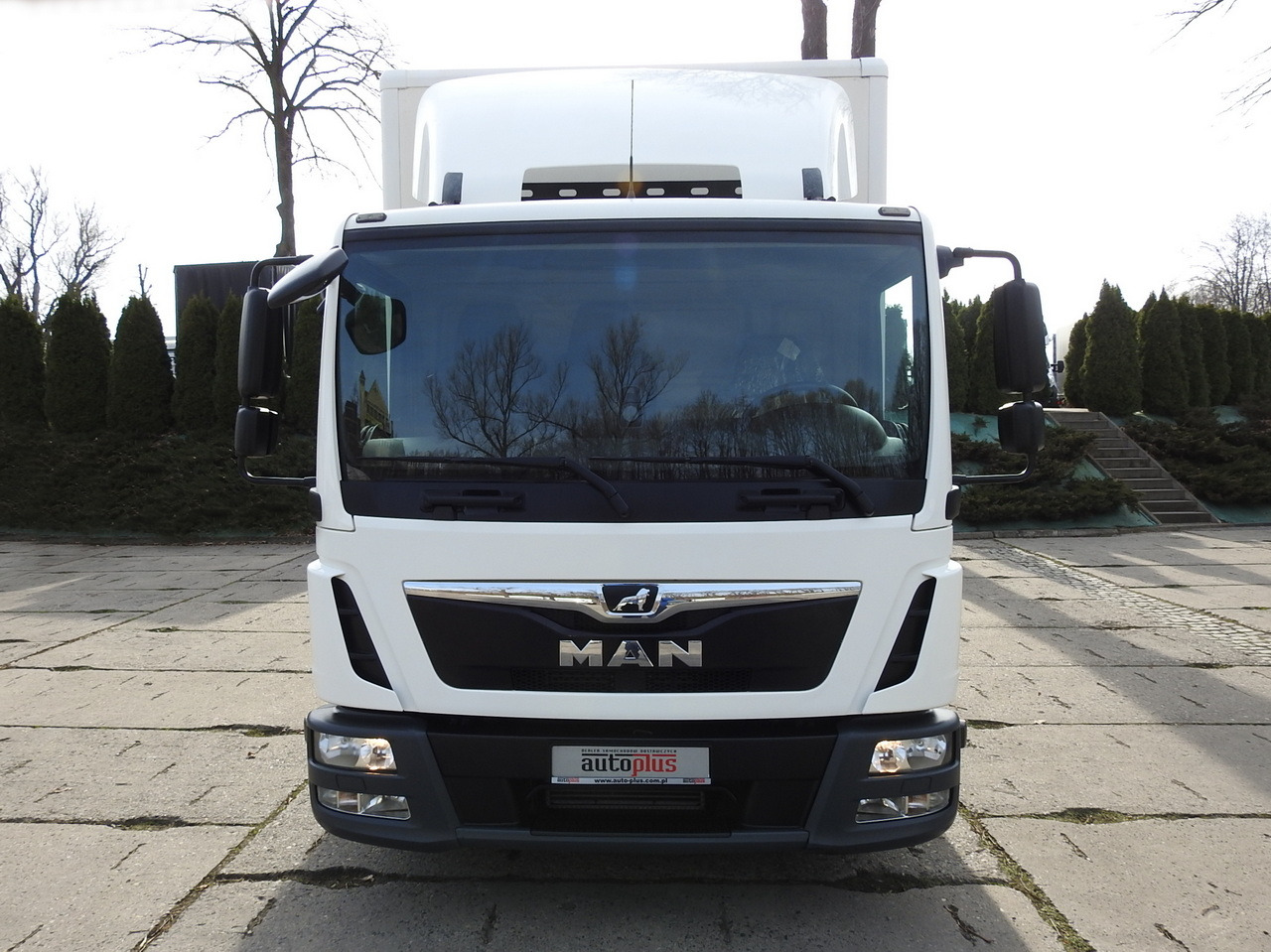 MAN TGL 8.18 BOX 16 PALLETS CRUISE CONTROL TWIN WHEELS 180HP - Volymskåp: bild 5 MAN TGL 8.18 BOX 16 PALLETS CRUISE CONTROL TWIN WHEELS 180HP - Volymskåp: bild 5