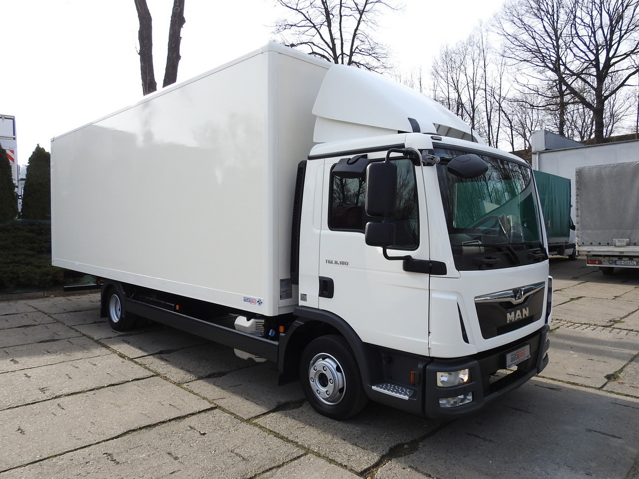 MAN TGL 8.18 BOX 16 PALLETS CRUISE CONTROL TWIN WHEELS 180HP - Volymskåp: bild 4 MAN TGL 8.18 BOX 16 PALLETS CRUISE CONTROL TWIN WHEELS 180HP - Volymskåp: bild 4