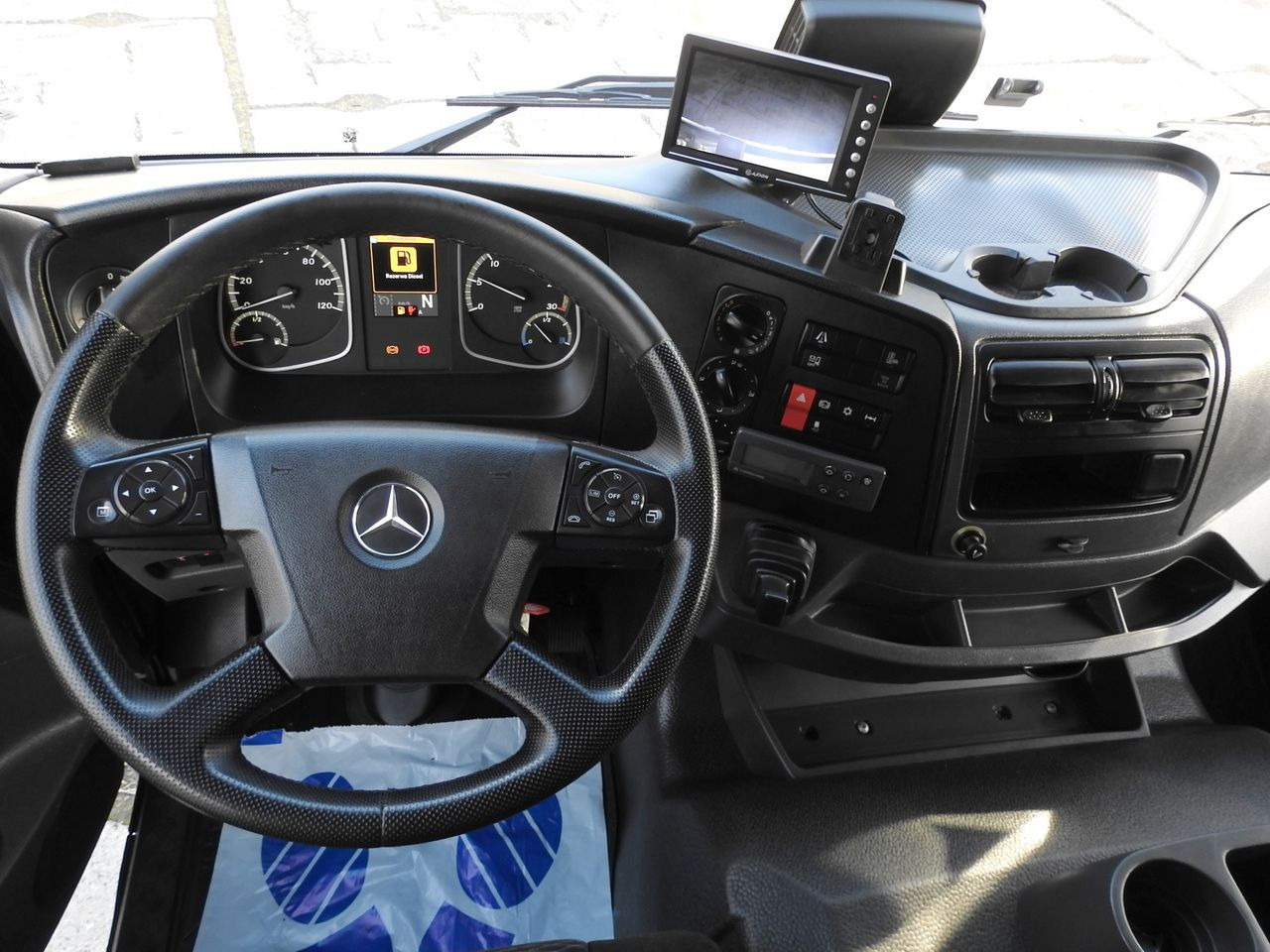 Kylbil lastbil MERCEDES ATEGO 12.24 REGRIGERATOR BOX -10*C LIFT 16 PALLETS HEATING FUNCTION WEBASTO CRUISE CONTROL PNEUMATICS AIR CONDITIONING  240HP: bild 47