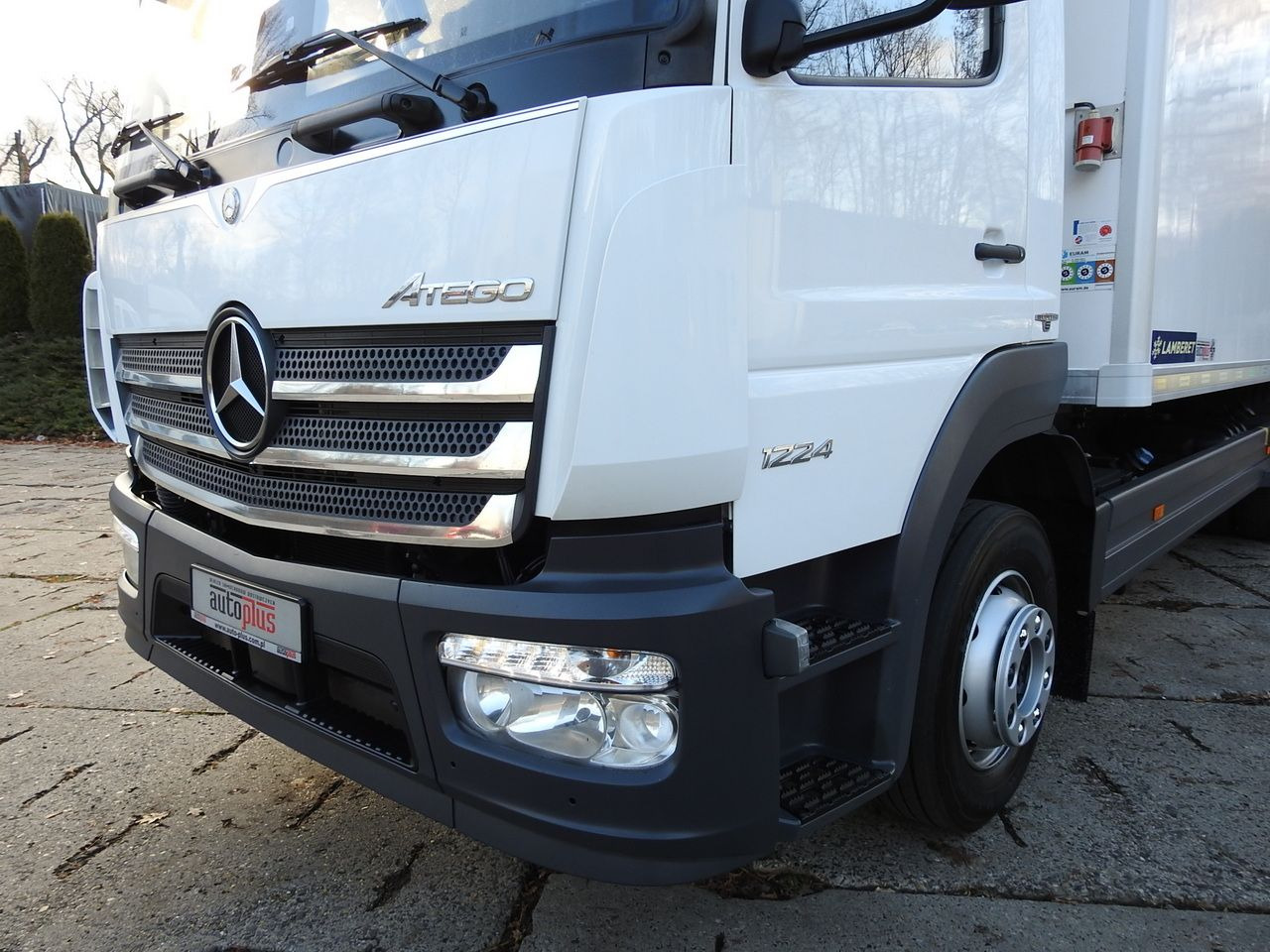 Kylbil lastbil MERCEDES ATEGO 12.24 REGRIGERATOR BOX -10*C LIFT 16 PALLETS HEATING FUNCTION WEBASTO CRUISE CONTROL PNEUMATICS AIR CONDITIONING  240HP: bild 23
