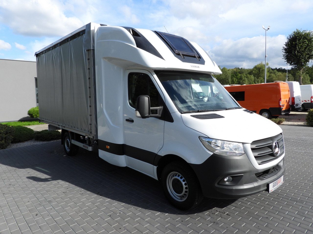 MERCEDES SPRINTER 316 TARPAULIN 8 PALLETS WEBASTO CRUISE CONTROL AIR CONDITIONING 160HP - Transportbil med kapell: bild 4 MERCEDES SPRINTER 316 TARPAULIN 8 PALLETS WEBASTO CRUISE CONTROL AIR CONDITIONING 160HP - Transportbil med kapell: bild 4