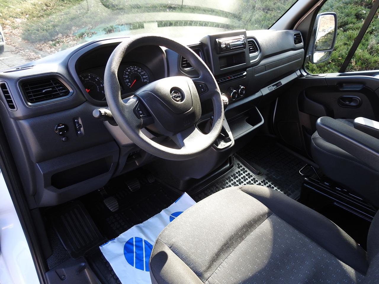OPEL MOVANO TARPAULIN 10 PALLETS WEBASTO CRUISE CONTROL AIR CONDITIONING LED LIGHTS PNEUMATICS 165HP - Transportbil med kapell: bild 2 OPEL MOVANO TARPAULIN 10 PALLETS WEBASTO CRUISE CONTROL AIR CONDITIONING LED LIGHTS PNEUMATICS 165HP - Transportbil med kapell: bild 2