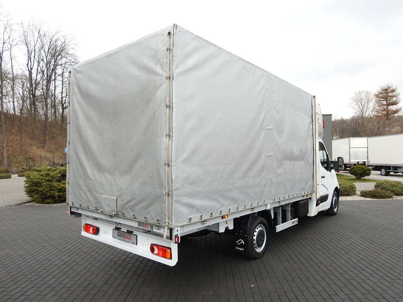 OPEL MOVANO TARPAULIN 8 PALLETS WEBASTO CRUISE CONTROL LED LIGHTS PNEUMATICS AIR CONDITIONING 165HP - Transportbil med kapell: bild 3 OPEL MOVANO TARPAULIN 8 PALLETS WEBASTO CRUISE CONTROL LED LIGHTS PNEUMATICS AIR CONDITIONING 165HP - Transportbil med kapell: bild 3