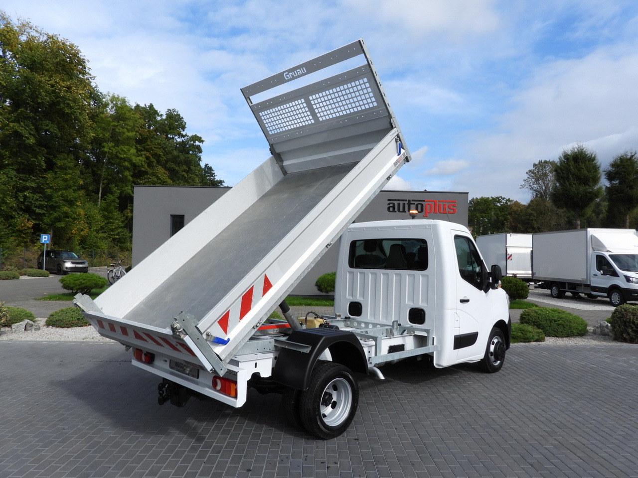 RENAULT MASTER TIPPER CRUISE CONTROL LED LIGHTS TWIN WHEELS AIR CONDITIONING  130HP - Transportbil med tippflak: bild 4 RENAULT MASTER TIPPER CRUISE CONTROL LED LIGHTS TWIN WHEELS AIR CONDITIONING  130HP - Transportbil med tippflak: bild 4