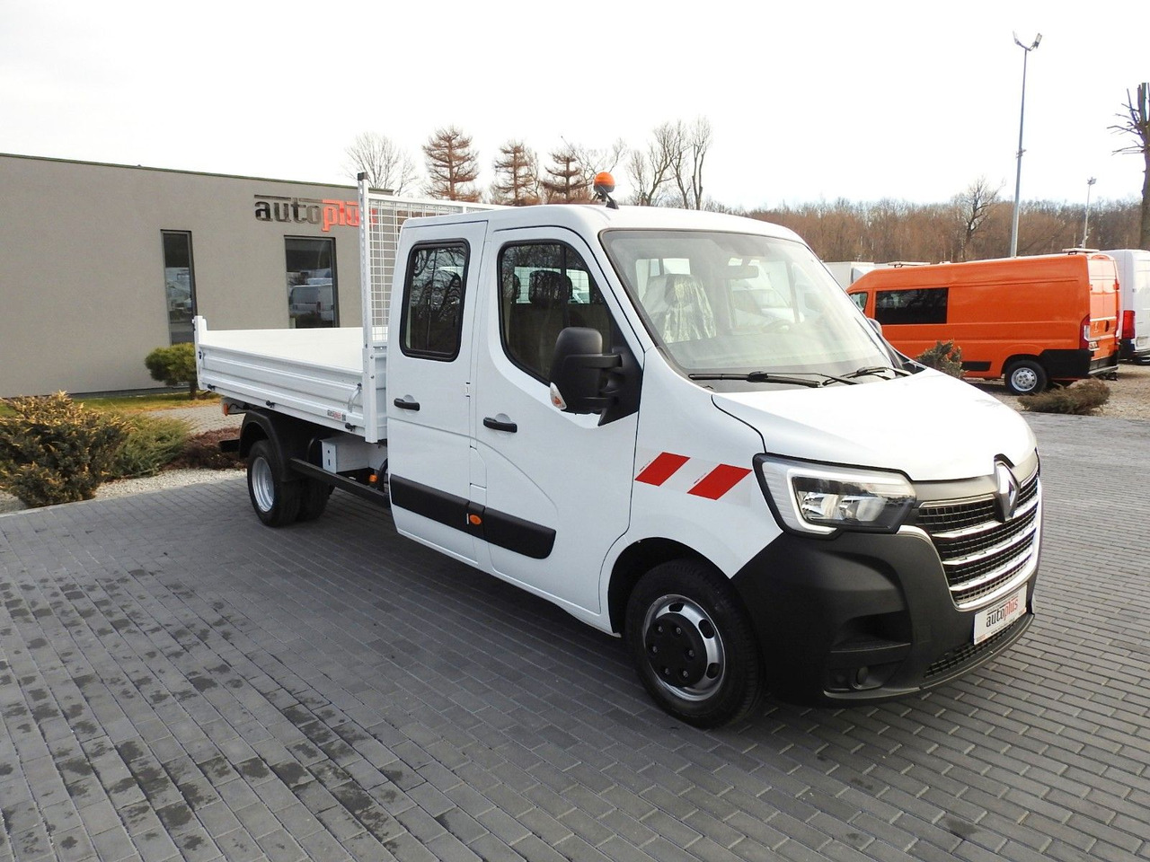Renault MASTER KIPPER DOPPELKABINE DOKA 6 SITZE TEMPOMAT - Transportbil med tippflak, Dubbelhytt transportbil: bild 4 Renault MASTER KIPPER DOPPELKABINE DOKA 6 SITZE TEMPOMAT - Transportbil med tippflak, Dubbelhytt transportbil: bild 4