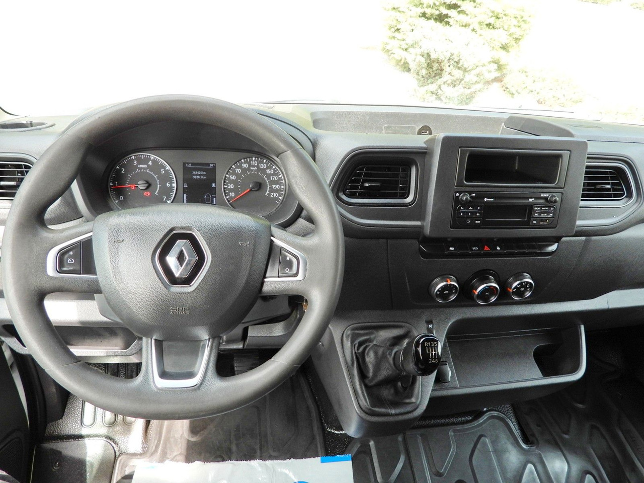 Renault MASTER KIPPER TEMPOMAT ZWILLINGSRÄDER A/C - Transportbil med tippflak: bild 2 Renault MASTER KIPPER TEMPOMAT ZWILLINGSRÄDER A/C - Transportbil med tippflak: bild 2