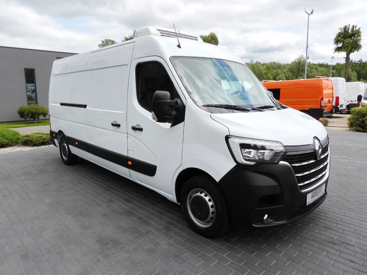 Renault MASTER KÜHLKASTENWAGEN -5*C TEMPOMAT NAVIGATION - Kylbil: bild 4 Renault MASTER KÜHLKASTENWAGEN -5*C TEMPOMAT NAVIGATION - Kylbil: bild 4