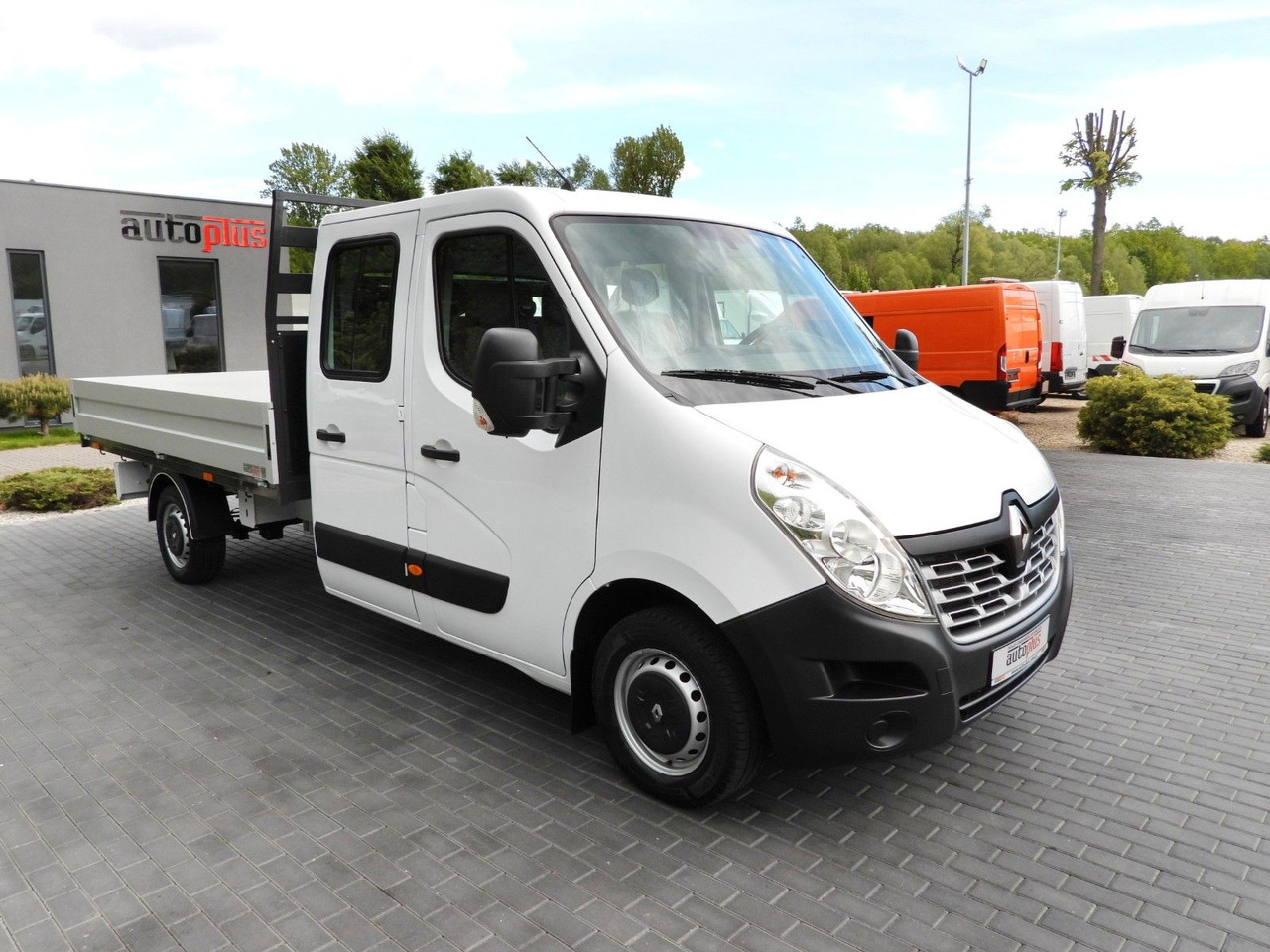 Renault MASTER PRITSCHE DOPPELKABINE DOKA 7 SITZE - Transportbil med flak, Dubbelhytt transportbil: bild 4 Renault MASTER PRITSCHE DOPPELKABINE DOKA 7 SITZE - Transportbil med flak, Dubbelhytt transportbil: bild 4