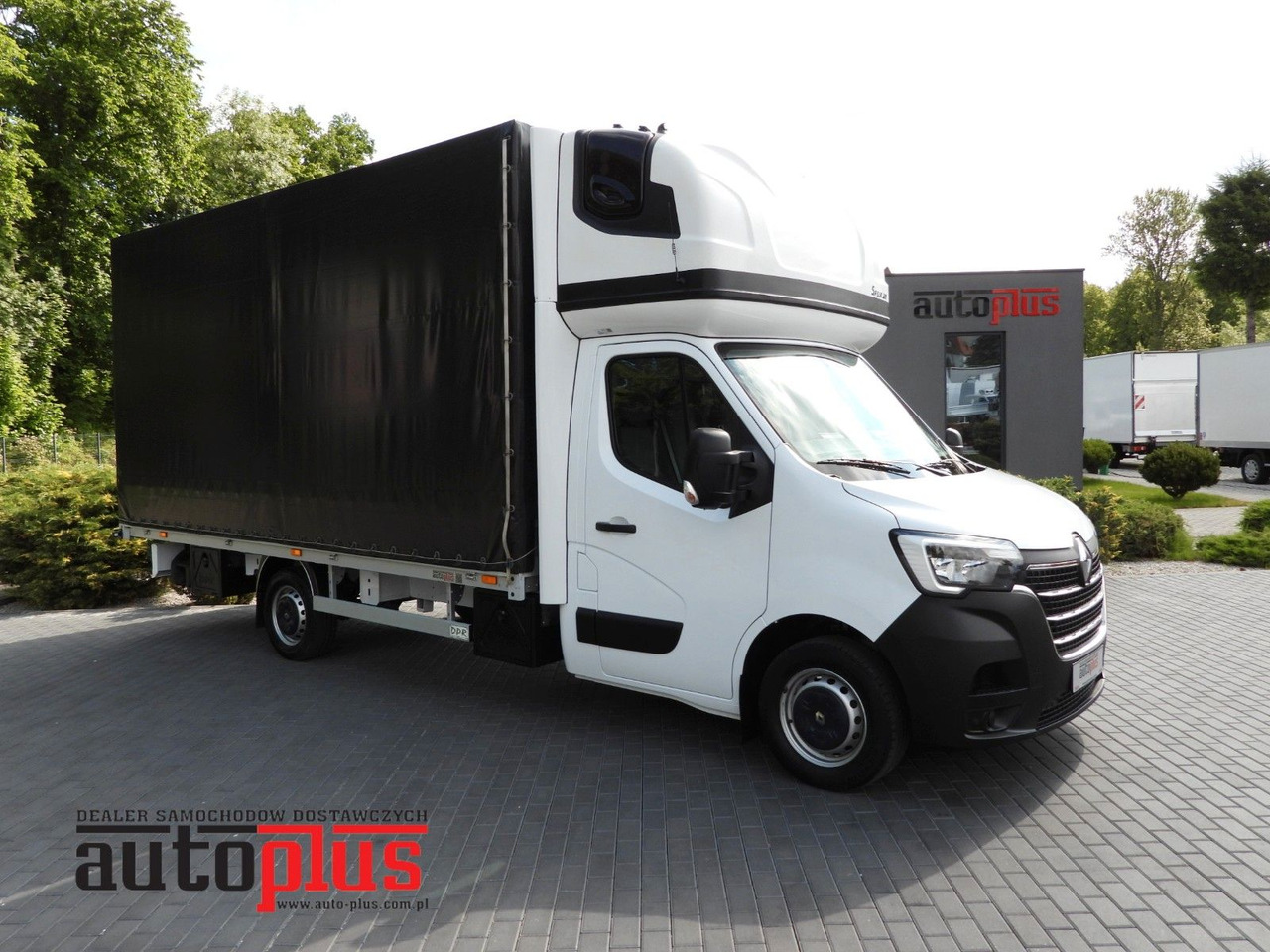 Renault MASTER PRITSCHE PLANE 10 PALETTEN WEBASTO A/C - Transportbil med kapell: bild 1 Renault MASTER PRITSCHE PLANE 10 PALETTEN WEBASTO A/C - Transportbil med kapell: bild 1