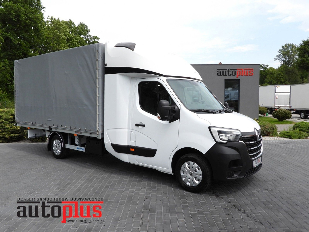 Renault MASTER PRITSCHE PLANE 8 PALETTEN WEBASTO A/C - Transportbil med kapell, Dubbelhytt transportbil: bild 1 Renault MASTER PRITSCHE PLANE 8 PALETTEN WEBASTO A/C - Transportbil med kapell, Dubbelhytt transportbil: bild 1