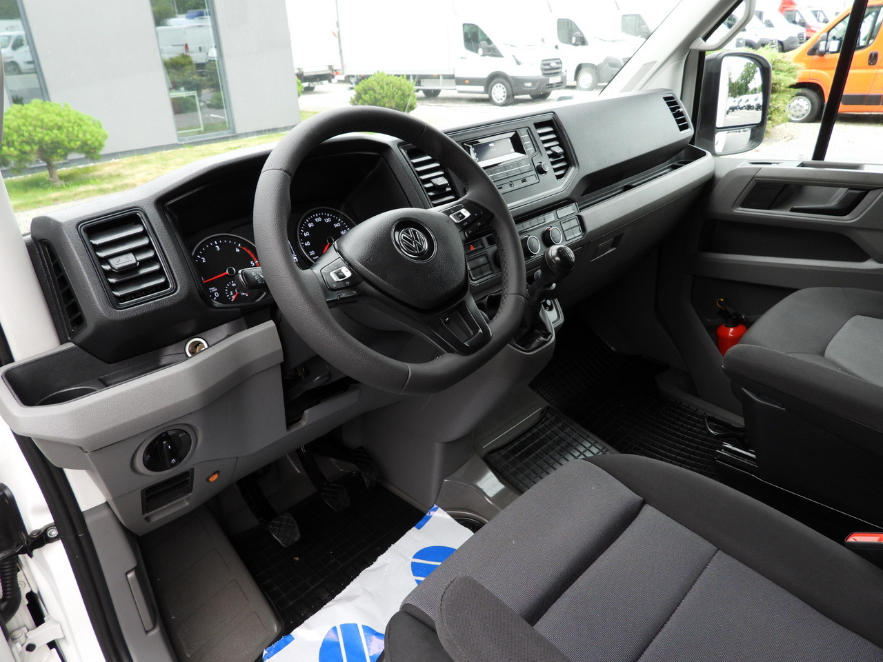 VOLKSWAGEN CRAFTER TARPAULIN 8 PALLETS WEBASTO CRUISE CONTROL LED LIGHTS AIR CONDITIONING 180HP - Transportbil med kapell: bild 2 VOLKSWAGEN CRAFTER TARPAULIN 8 PALLETS WEBASTO CRUISE CONTROL LED LIGHTS AIR CONDITIONING 180HP - Transportbil med kapell: bild 2