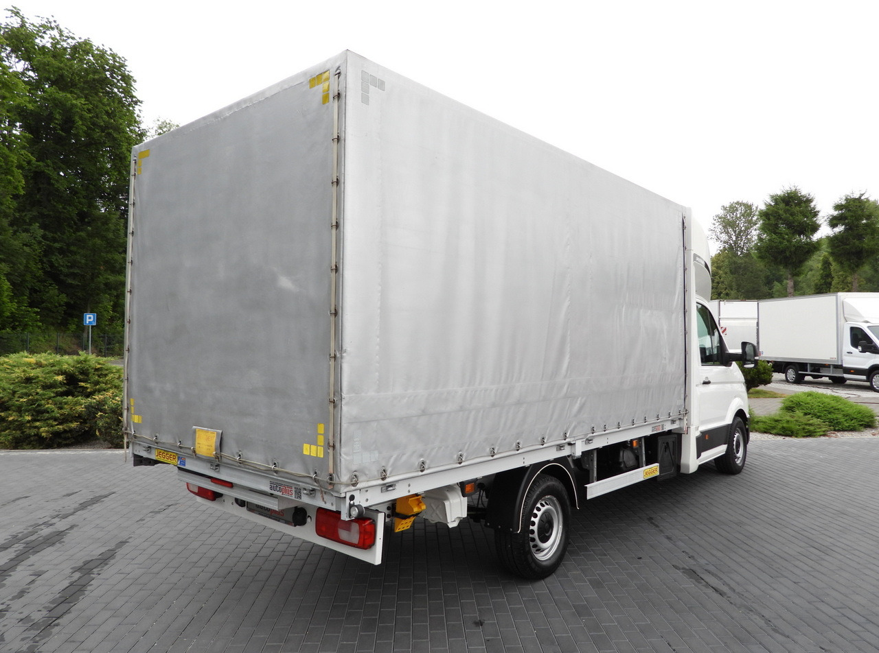 VOLKSWAGEN CRAFTER TARPAULIN 8 PALLETS WEBASTO CRUISE CONTROL LED LIGHTS AIR CONDITIONING 180HP - Transportbil med kapell: bild 3 VOLKSWAGEN CRAFTER TARPAULIN 8 PALLETS WEBASTO CRUISE CONTROL LED LIGHTS AIR CONDITIONING 180HP - Transportbil med kapell: bild 3