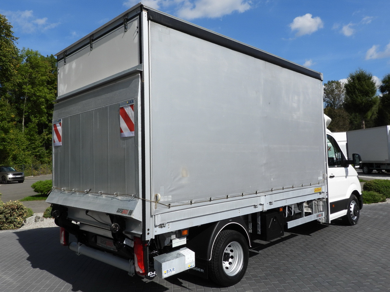 VOLKSWAGEN CRAFTER TARPAULIN LIFT 8 PALLETS CRUISE CONTROL LED LIGHTS TWIN WHEELS AIR CONDITIONING 180HP - Transportbil med kapell: bild 3 VOLKSWAGEN CRAFTER TARPAULIN LIFT 8 PALLETS CRUISE CONTROL LED LIGHTS TWIN WHEELS AIR CONDITIONING 180HP - Transportbil med kapell: bild 3