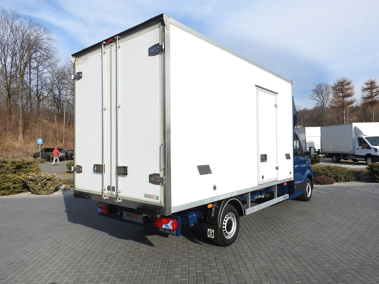 Volkswagen CRAFTER KÜHLKOFFER -5*C 8 PALETTEN HEIZFUNKTION - Kylbil: bild 3 Volkswagen CRAFTER KÜHLKOFFER -5*C 8 PALETTEN HEIZFUNKTION - Kylbil: bild 3