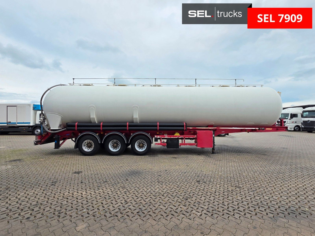 Benalu Neptune 62 / Kippsilo / 62m3 - Bulktrailer: bild 4 Benalu Neptune 62 / Kippsilo / 62m3 - Bulktrailer: bild 4