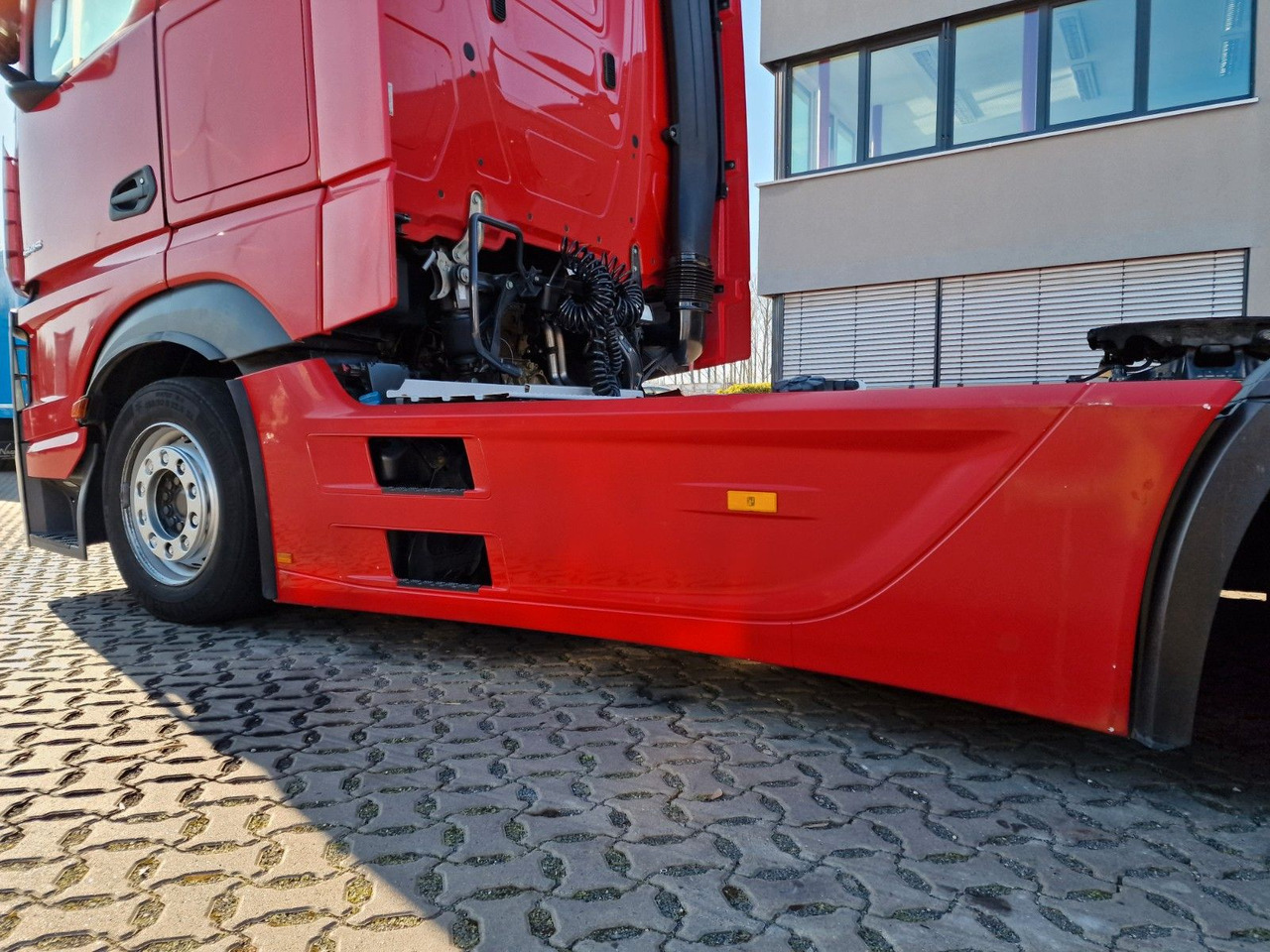 Dragbil Mercedes-Benz Actros 1845 / Retarder / Standklima / Xenon: bild 11