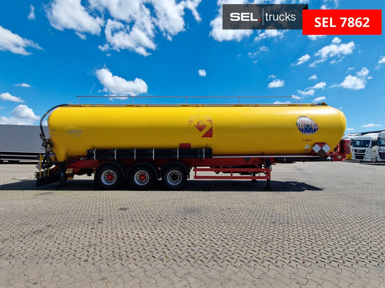 Spitzer SK2766CAL GGVS / Kippsilo / Alu / ADR AT / 66m³ - Bulktrailer: bild 4 Spitzer SK2766CAL GGVS / Kippsilo / Alu / ADR AT / 66m³ - Bulktrailer: bild 4