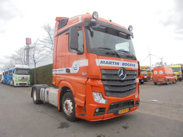 Mercedes-Benz Actros 1842 LS NL TRUCK - Dragbil: bild 3 Mercedes-Benz Actros 1842 LS NL TRUCK - Dragbil: bild 3