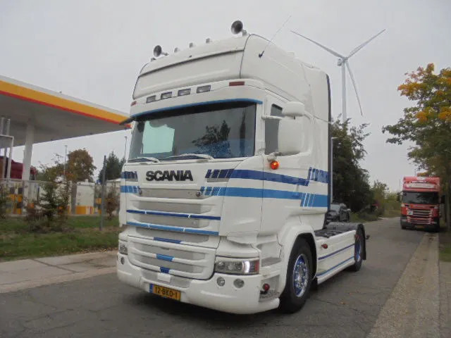 Scania R450 STREAMLINE + RETARDER NL TRUCK - Dragbil: bild 1 Scania R450 STREAMLINE + RETARDER NL TRUCK - Dragbil: bild 1