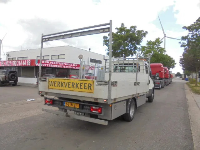 Iveco Daily 70 C18 + NL KENTEKEN APK TOT 19-07-2026 - Flakbil: bild 4 Iveco Daily 70 C18 + NL KENTEKEN APK TOT 19-07-2026 - Flakbil: bild 4