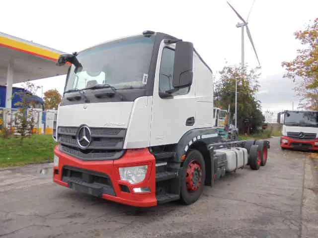 Mercedes-Benz Actros 2340 6X2 EUR 6 - Biltransportbil lastbil: bild 1 Mercedes-Benz Actros 2340 6X2 EUR 6 - Biltransportbil lastbil: bild 1