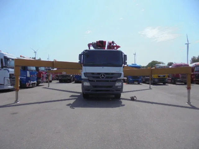 Mercedes-Benz Actros 4144 8X4 SANY 56M BETONPOMP - Betongpump: bild 3 Mercedes-Benz Actros 4144 8X4 SANY 56M BETONPOMP - Betongpump: bild 3