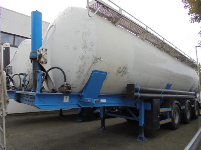 SPITZER EUROVRAC BP SK50 - Tanktrailer: bild 1 SPITZER EUROVRAC BP SK50 - Tanktrailer: bild 1