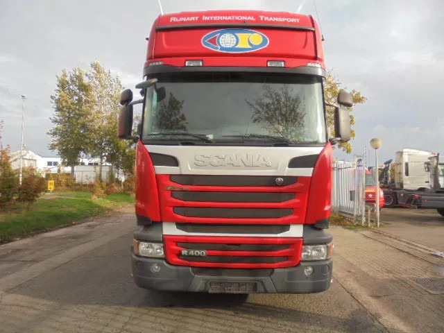 Scania R400 6X2 RETARDER - Lastbil med skåp: bild 2 Scania R400 6X2 RETARDER - Lastbil med skåp: bild 2
