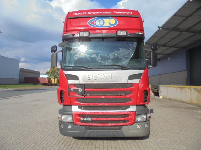Scania R440 6X2 VOLUME COMBI + RETARDER - Lastbil med skåp: bild 2 Scania R440 6X2 VOLUME COMBI + RETARDER - Lastbil med skåp: bild 2