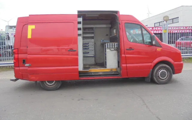 Volkswagen Crafter 35 BESTEL L2 H2 2.5 TDI 80 KW SERVICE CAR COMPLEET - Skåpbil: bild 3 Volkswagen Crafter 35 BESTEL L2 H2 2.5 TDI 80 KW SERVICE CAR COMPLEET - Skåpbil: bild 3