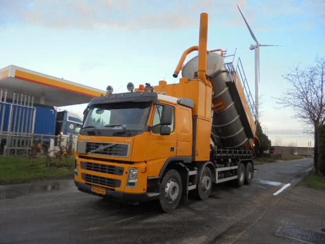 Volvo FM 400 8X4 BLADGEVEERD - Sugbil: bild 1 Volvo FM 400 8X4 BLADGEVEERD - Sugbil: bild 1