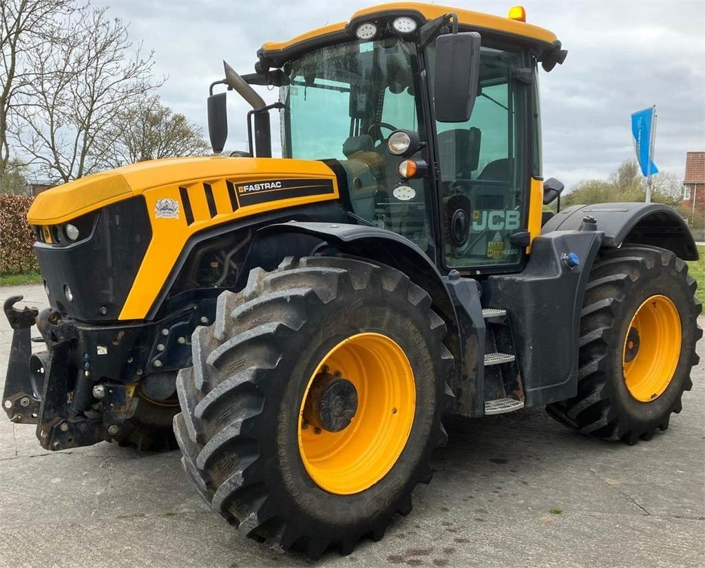 JCB 4220 Fastrac - Traktor: bild 2 JCB 4220 Fastrac - Traktor: bild 2
