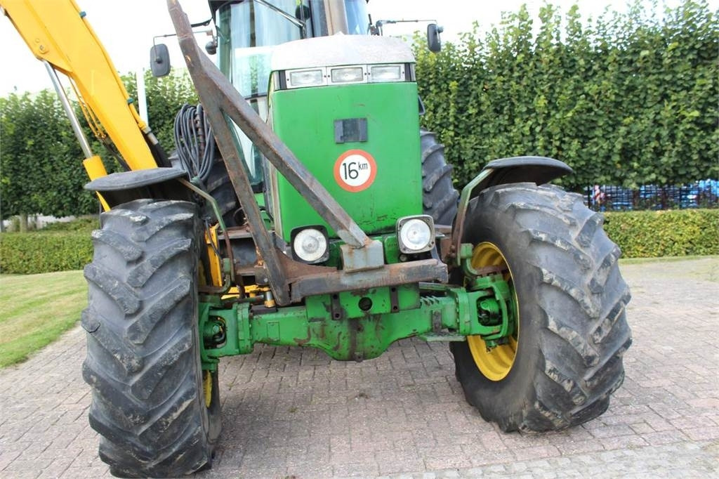 John Deere 4055 - Traktor: bild 3 John Deere 4055 - Traktor: bild 3