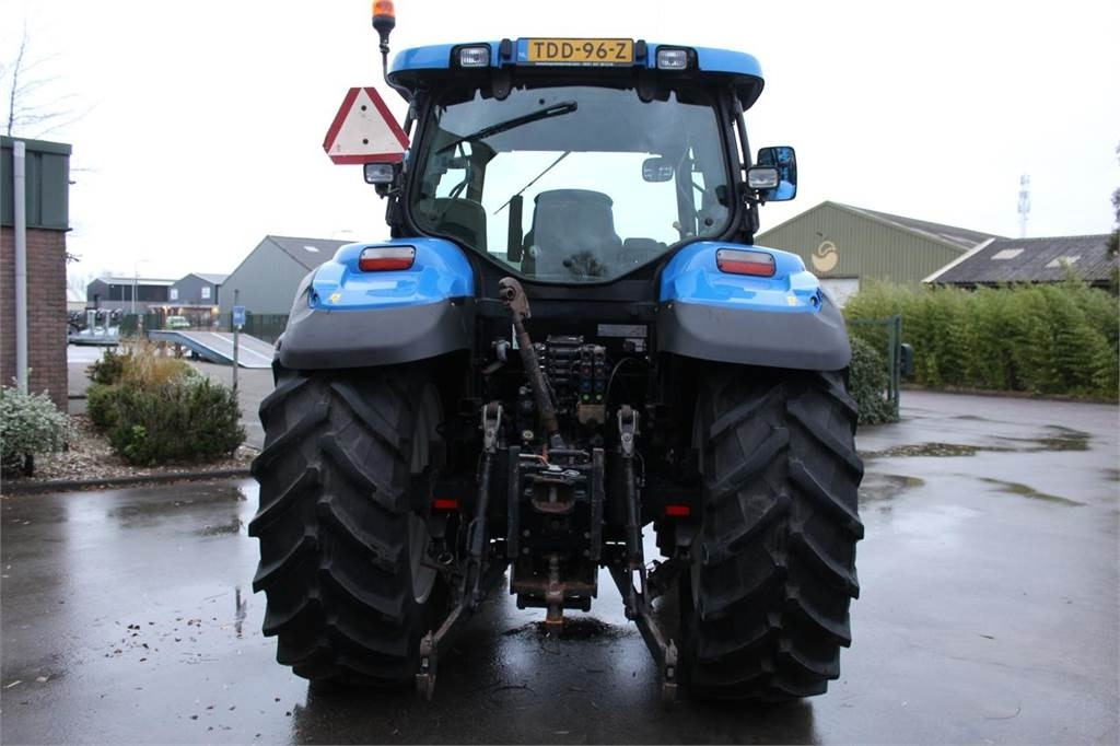 New Holland T6010 Plus - Traktor: bild 5 New Holland T6010 Plus - Traktor: bild 5