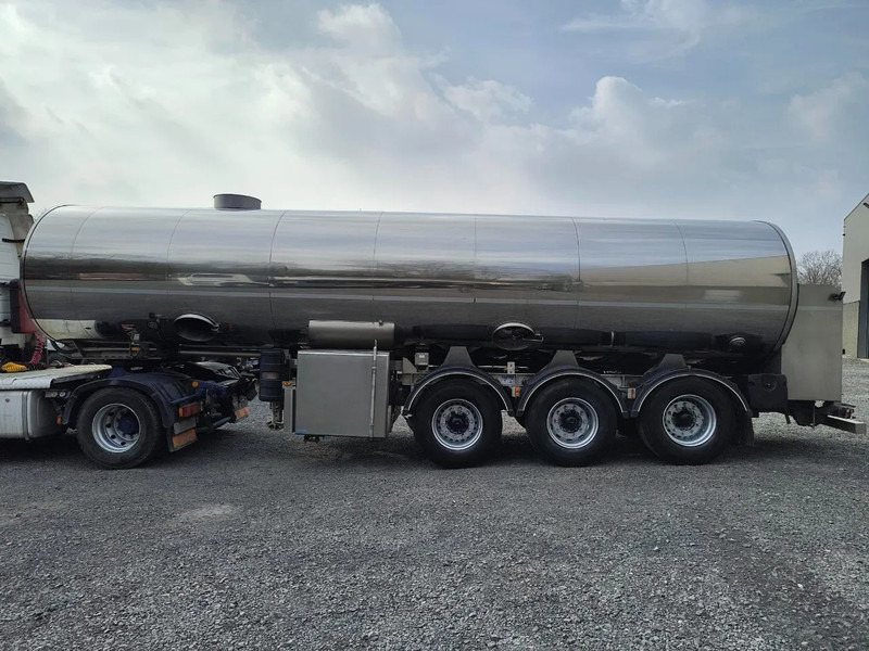 ETA 29000L INSULATED INOX TANK - 1 COMP - PUMP - Tanktrailer: bild 2 ETA 29000L INSULATED INOX TANK - 1 COMP - PUMP - Tanktrailer: bild 2