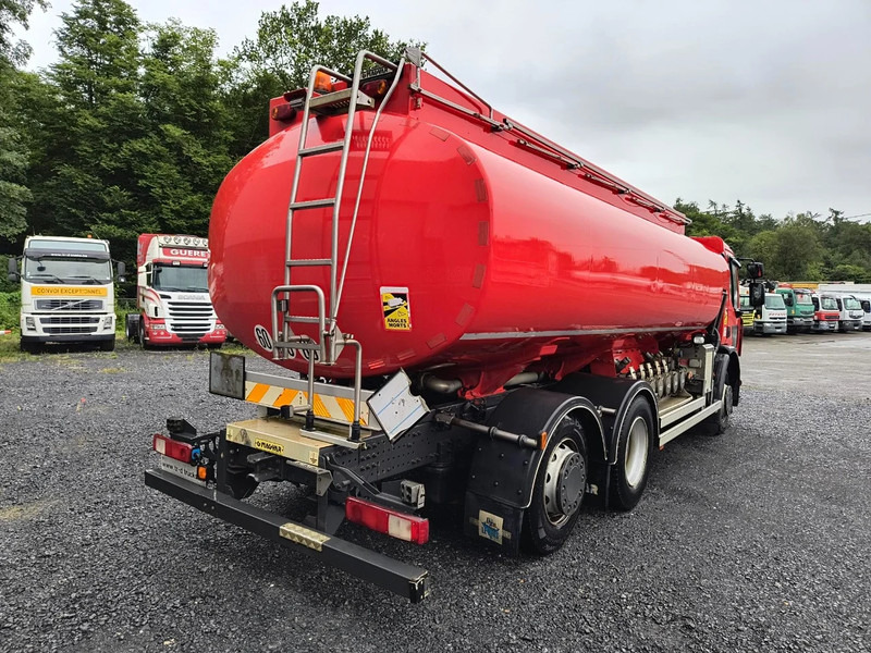 Renault Premium 320 FUEL / CARBURANT 18000L - 5 COMP - Tankbil: bild 5 Renault Premium 320 FUEL / CARBURANT 18000L - 5 COMP - Tankbil: bild 5