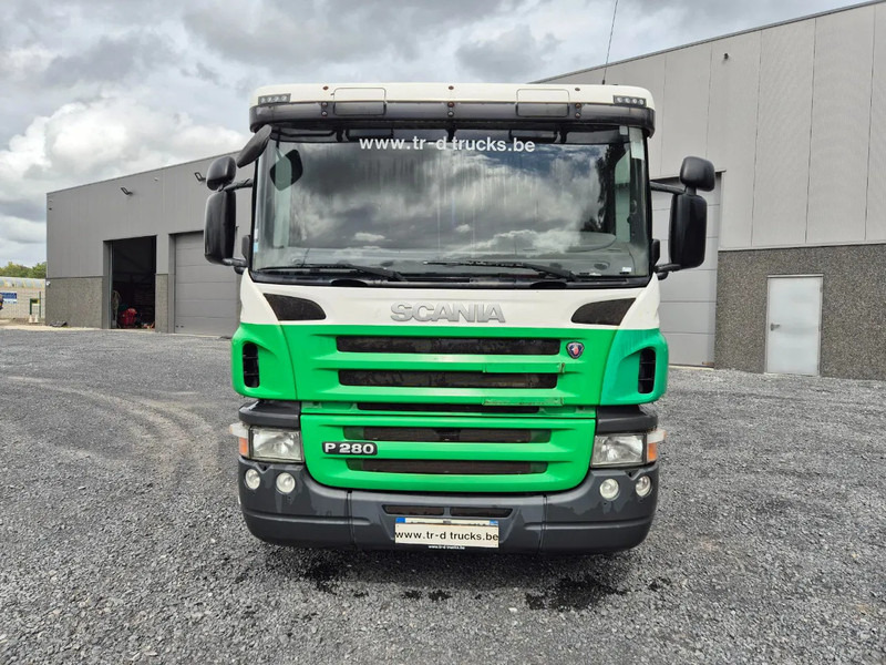 Scania P280 FUEL / CARBURANT 14000L - 5 COMP - RETARDER - Tankbil: bild 2 Scania P280 FUEL / CARBURANT 14000L - 5 COMP - RETARDER - Tankbil: bild 2