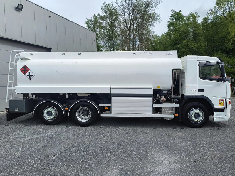 Volvo FM 370 18000L FUEL/CARBURANT - 5 COMP - Tankbil: bild 4 Volvo FM 370 18000L FUEL/CARBURANT - 5 COMP - Tankbil: bild 4