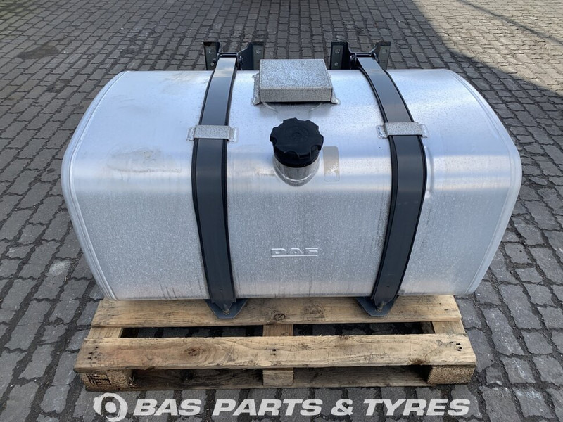 DAF - Bränsletank för Lastbil: bild 1 DAF - Bränsletank för Lastbil: bild 1