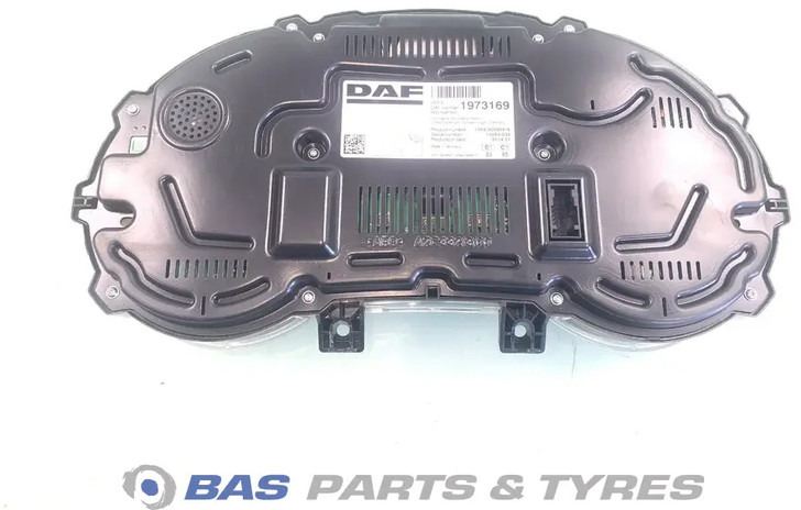 DAF XF106 - Instrumentbräda för Lastbil: bild 2 DAF XF106 - Instrumentbräda för Lastbil: bild 2