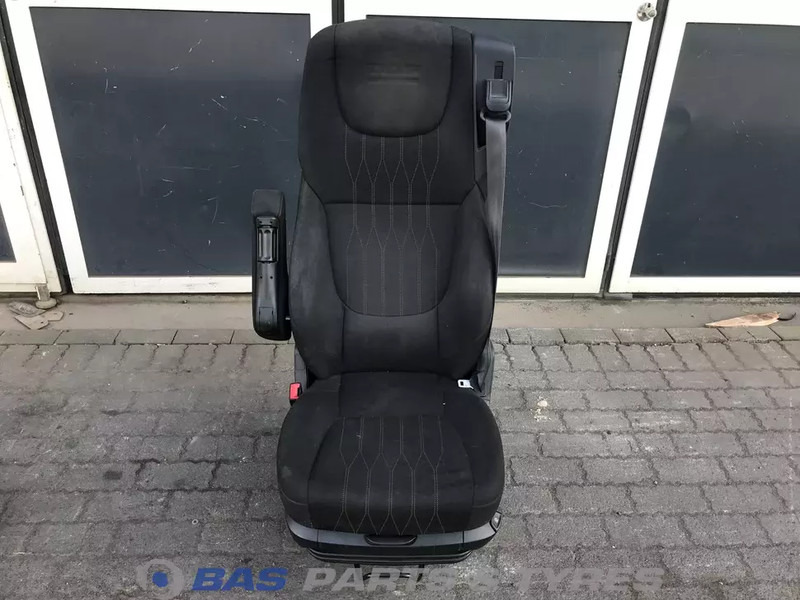 DAF XF106 - Säte för Lastbil: bild 1 DAF XF106 - Säte för Lastbil: bild 1