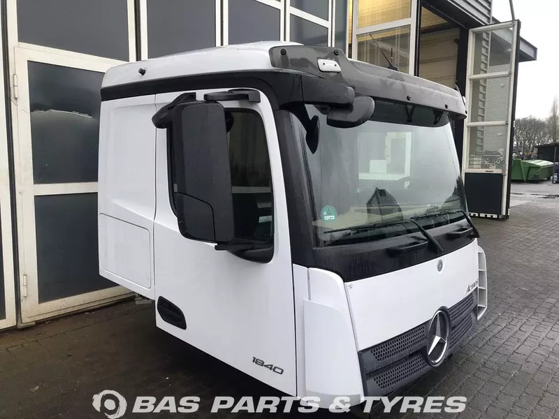 Mercedes-Benz Actros MP4 - Hytt och interiör för Lastbil: bild 2 Mercedes-Benz Actros MP4 - Hytt och interiör för Lastbil: bild 2