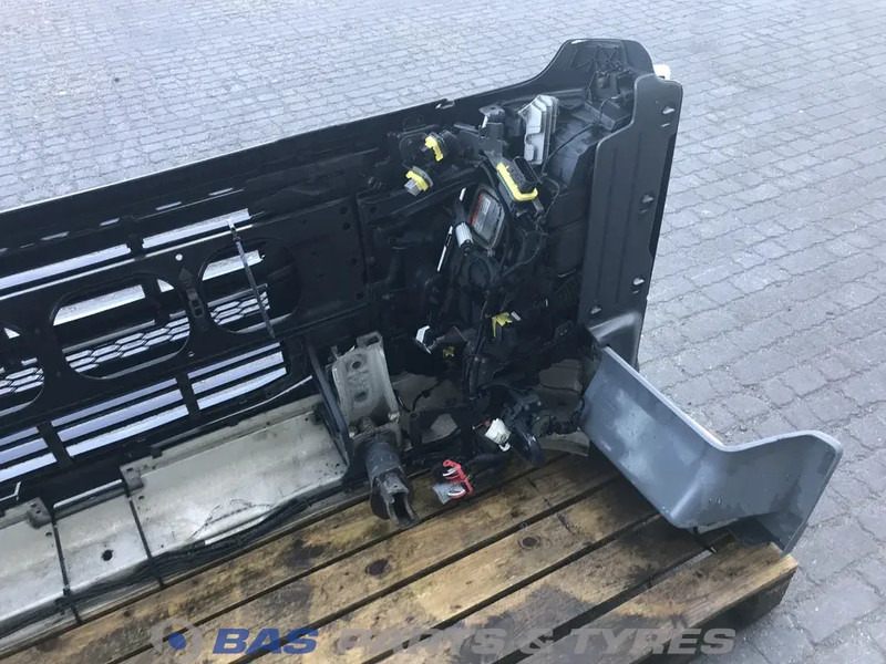 Volvo FM4 - Stötfångare för Lastbil: bild 5 Volvo FM4 - Stötfångare för Lastbil: bild 5