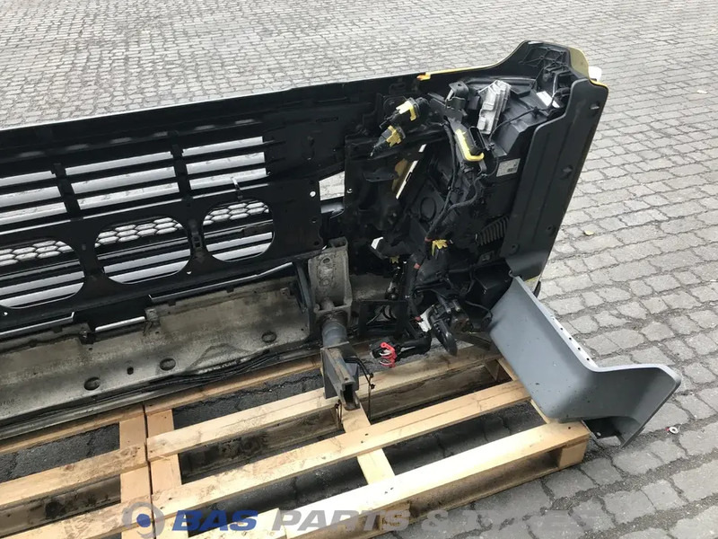 Volvo FM4 - Stötfångare för Lastbil: bild 5 Volvo FM4 - Stötfångare för Lastbil: bild 5