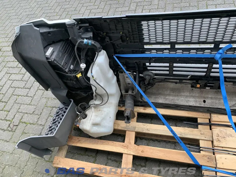 Volvo FM5 - Stötfångare för Lastbil: bild 4 Volvo FM5 - Stötfångare för Lastbil: bild 4
